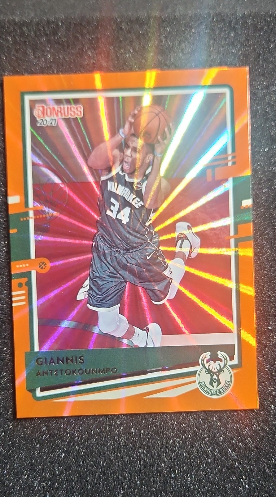 2020-21 Panini Donruss - Giannis Antetokounmpo #104 Orange Laser
