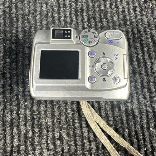 Nikon Coolpix E3200 fotocamera digitale 3,2 MP 3,0x zoom ottico con custodia - TESTATA - Foto 6 di 10