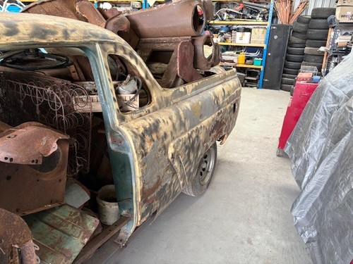 Ford Mainline (ute) -1952 Model - Picture 6 of 16