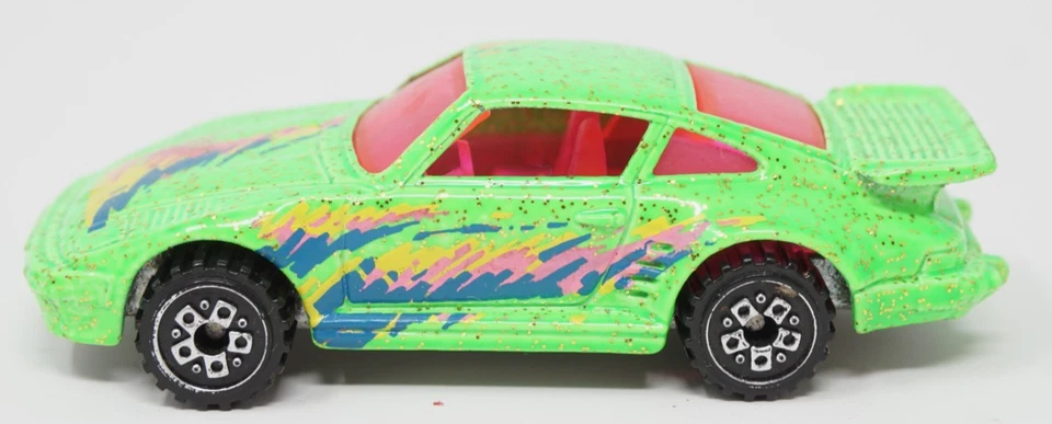 Hot Wheels 148 Glitter Green Porsche 930 Pink Windows 1989 - Image 3 of 4