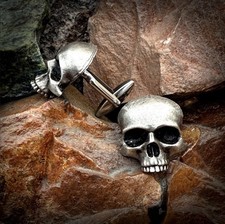 SKULL CUFFLINKS 
