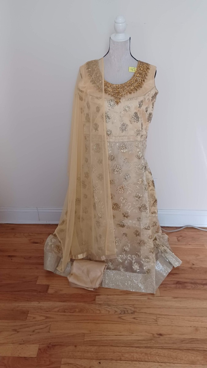 gold coast wedding dress shops Bella Bianca Bridal Couture TREATSONLY