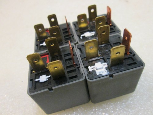 4X DECO Relay 0 K53A 67 740 , 0K53A67740 KIA - Foto 2 di 7