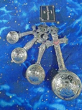 Ganz  CROSSES Measuring Spoons Set Colored Edition ER21861