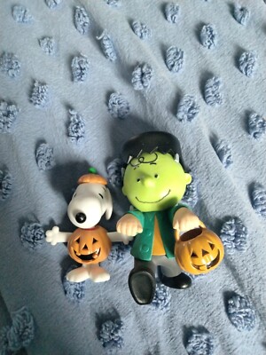 Charlie Brown Snoopy Halloween Figures Pumpkin Frankenstein Cake Toppers Spooky