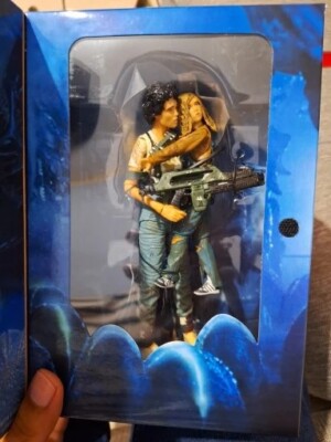 ALIENS 2 Ellen Ripley Action Figure Newt Giger Facehugger Predator Figure