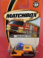 Matchbox Earth Crunchers (2000) Orange Road Roller Paver Toy #36/75