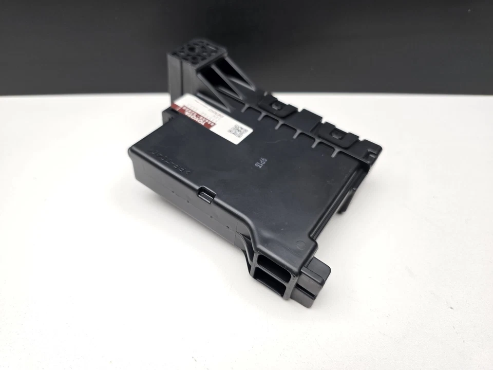 Toyota Prius C 2013 módulo de computadora de control de temperatura 88650-52800 OEM 12 13 14 Foto 4 de 4