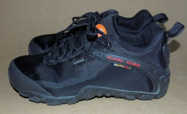 water resistant hiking shoes
