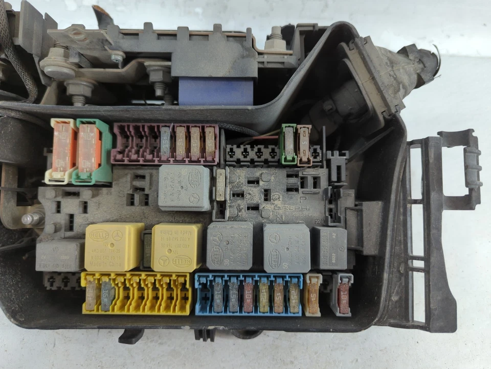Mercedes-Benz Cla250 2014-2019 caja de fusibles caja de fusibles módulo de relé BFHDL Foto 4 de 4