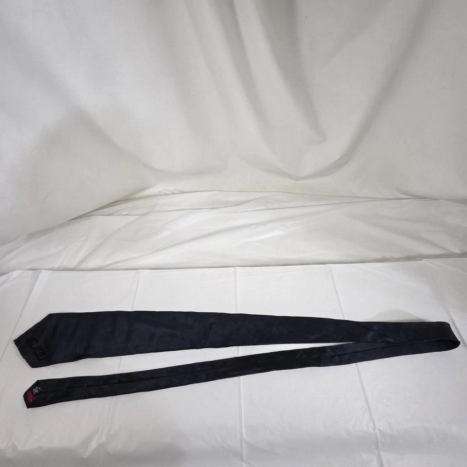 Gravata de seda preta masculina FUBU gravata feita nos EUA A coleção logotipo sutil 60,5 polegadas - Imagem 2 de 4