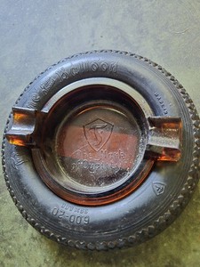 VTG Firestone  High Speed Gum Dipped Balloon Tire Amber Glass Ashtray