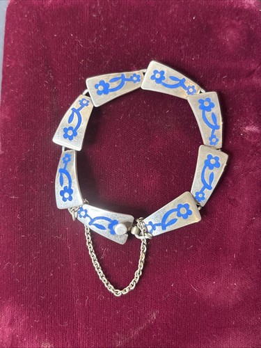 Louisa I Colliers En Perles Avec Un Médaillon Brillant