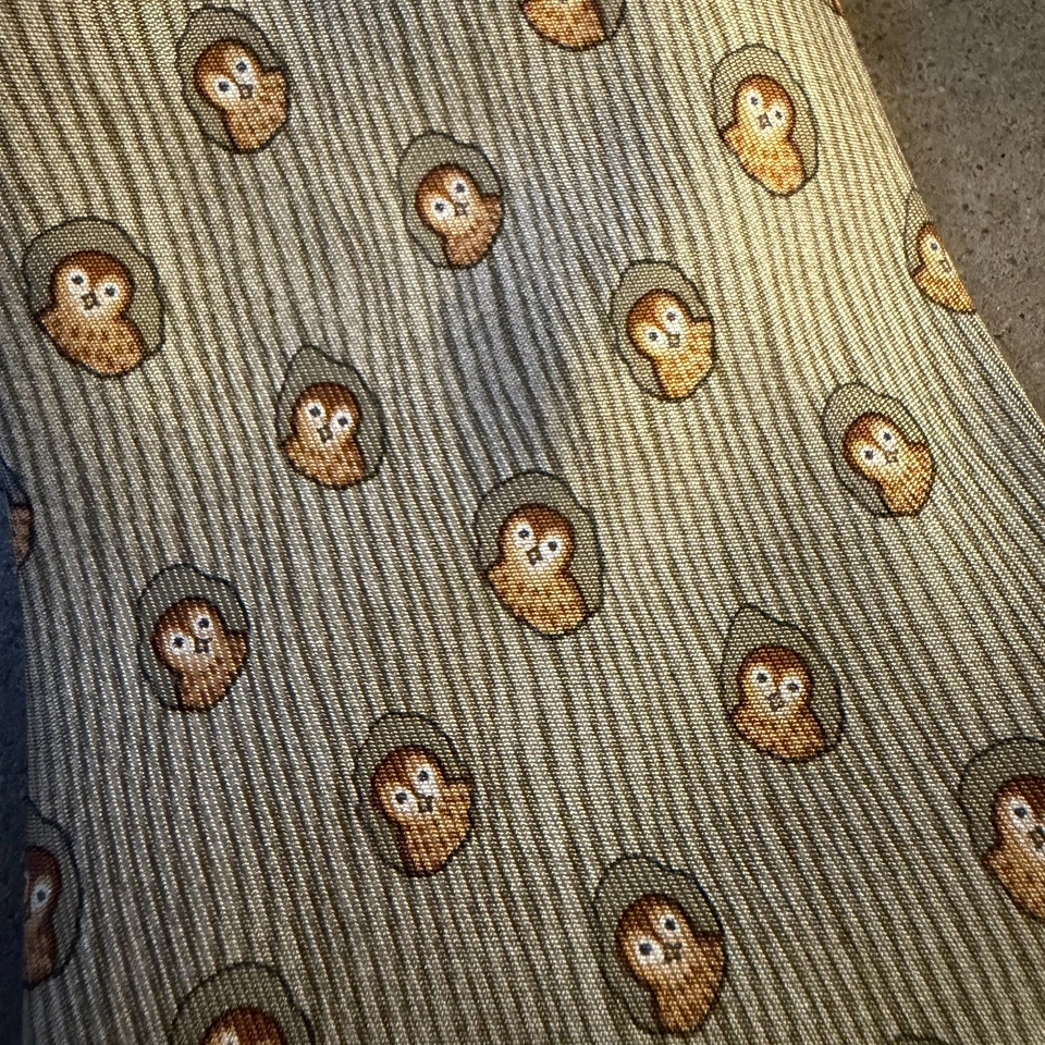 Hermes Vintage Búho Corbata Sabiduría Ojos de Pájaro Francia Verde Marrón 7728 OA Seda Foto 2 de 4