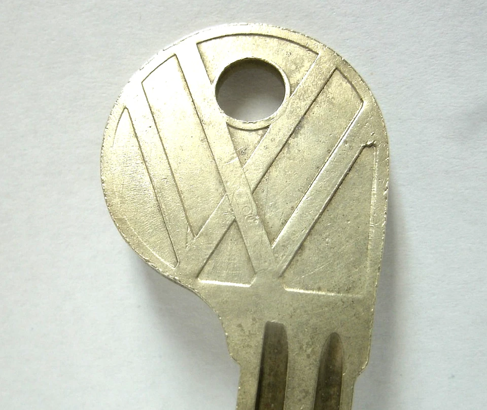 Llave en blanco Taylor V67 vintage para Volkswagen 1959-1966-con logotipo-¡NUEVA llave sin cortar! Foto 2 de 4