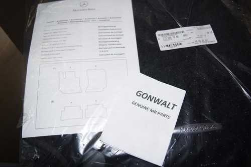 Mercedes Benz Black Carpet Floor Mats E class E350 E63 AMG Set OE 21268074489F87 - 第 2/2 張圖片