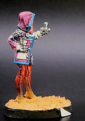 painted Underworld Fixer Ariadna Infinity collection miniature - Picture 5 of 5