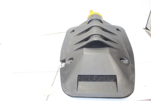 Tapa Polaris OEM, BCKT, ALMACENAMIENTO (DELANTERO) 5431489 - Imagen 4 de 10