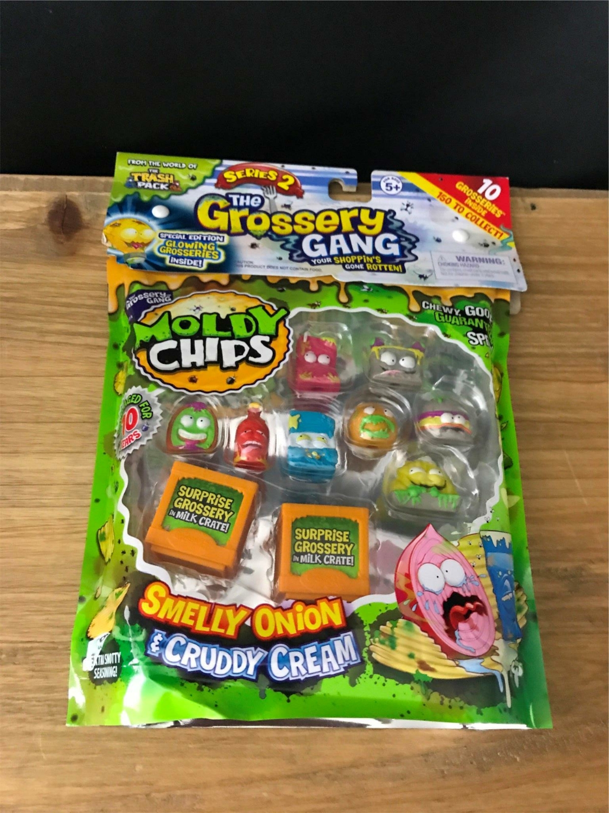 grossery gang moldy chips