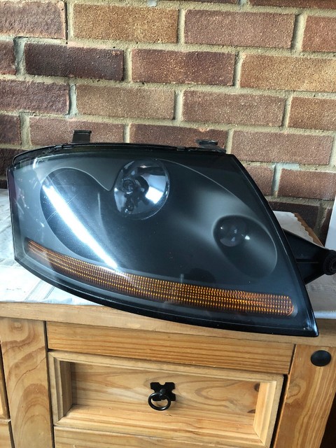 2003 Mk1 Audi TT O/s Drivers Right Front Dark Tint ...