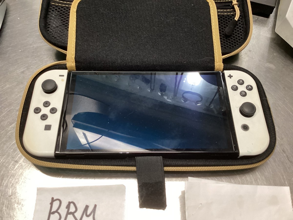 Nintendo Switch 有機ELモデル + ゼルダポーチ + 512GB Nintendo Switch 有機ELモデル + ゼルダポーチ + 512GB