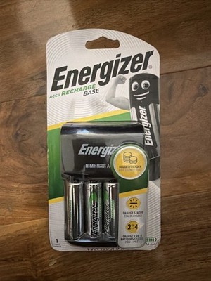 Energizer Accu Ladegerät USB Recharge BASE + 4 x 1300mAh AA Akkus