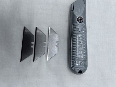New Old Stock STANLEY USA No, 199 Fixed Blade Utility Knife! VINTAGE With Blades