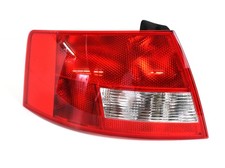 Original Audi A4 Cabrio Schlussleuchte Rücklicht links Fahrerseite 8H0945095