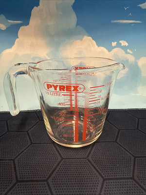 Retro Vintage Pyrex Glas Kanne 1 Pint Messkanne roter Schriftzug