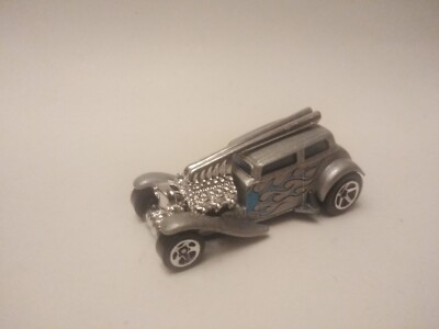 Hot Wheels Retro car Straight Pipes  2007 silver diecast