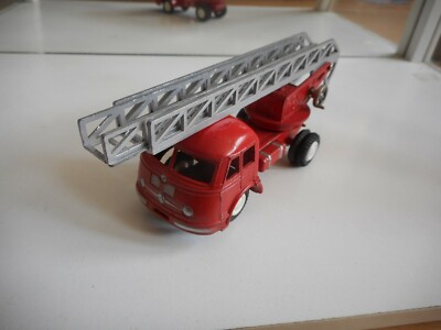 Gama Mercedes Fire Brigade Ladder Truck in Red