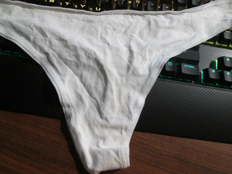 Nuevas 3 Tangas Marca George💘 Talla Mediana Cómodas Suaves 95% Algodón Wt, Aqua&Amarillo Foto 3 de 4