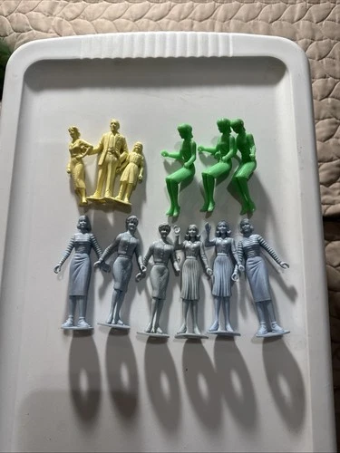 1960's Marx Family Plastic Toy Family Doll House  Dolls