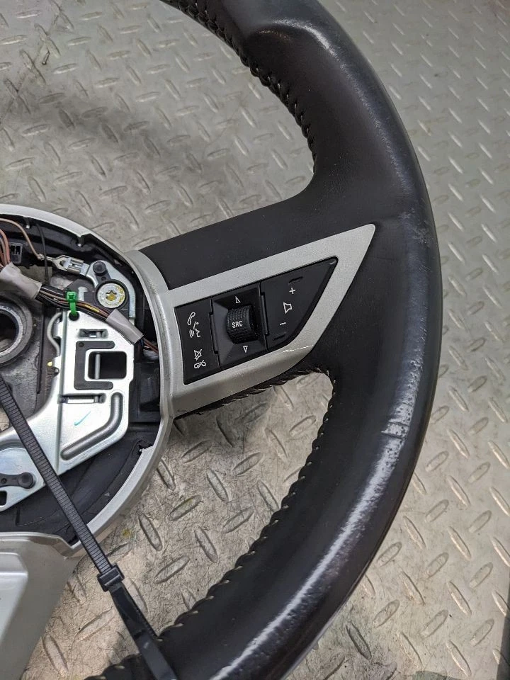 2010-2011 Chevrolet Camaro 2SS кожаный руль 1178607 - Изображение 3 из 4