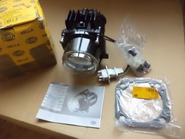 Phare bi-LED 90mm pour les voyages nocturnes en camping-car