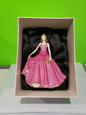 Royal Doulton Pretty Ladies  HN5380 Especially For You Breast Cancer Care Open B