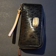Michael Kors Women  s Black Large Wristlet Wallet