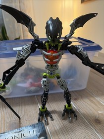 Bionicle Warriors Mutran & Vican 8952 w/Tridax & 4 Shadow Leeches 100% Complete