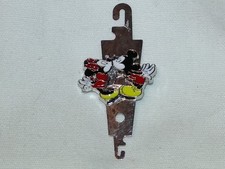 Disney Mickey And Minney Love Needle Threader Brand New H 1" x L 3/4"