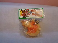 VINTAGE PLASTIC ANGEL ON CRESCENT MOON 2.5  ORNAMENT HONG KONG CB1033 