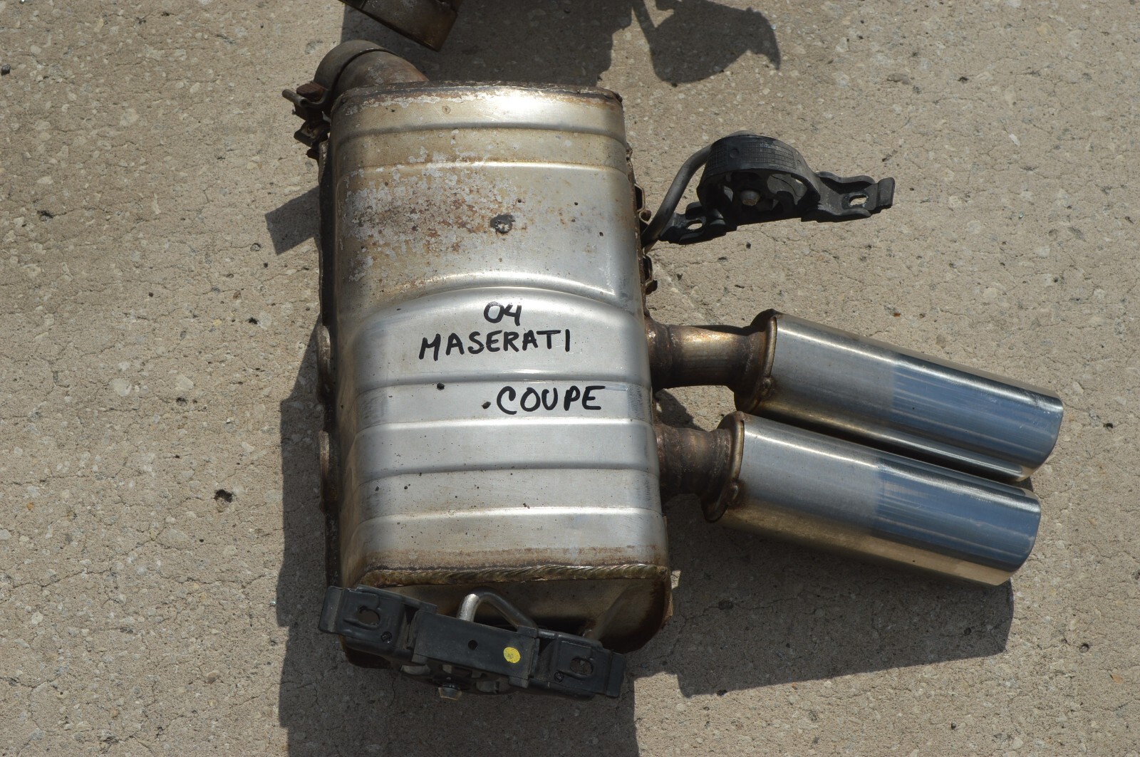 2004 M138 MASERATI GT COUPE LEFT & RIGHT  MUFFLER EXHAUST PAIR