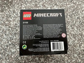 LEGO Minecraft: Micro World: The Forest (21102) - Used