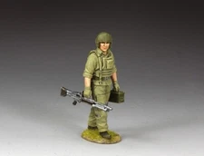 KING & COUNTRY VIETNAM WAR VN182 U.S. HUEY HELICOPTER DOOR GUNNER