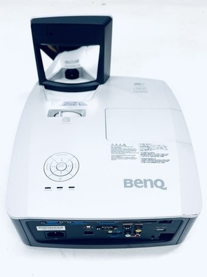 BenQ MX852UST+ Beamer Projektor 3000 Lumen HDMI DLP Kurzdistanz (*338)