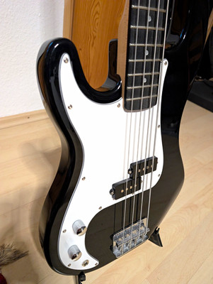 P-Bass Kopie E-Bass 4-saitig 20 Bünde Linkshänder Neuwertig