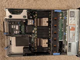Dell PowerEdge R720 – 2× Xeon E5 2667 v2 512 GB ECC RAM TOP Zustand