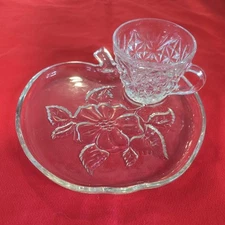 Set Of 5 Vintage Hazel Atlas Glass Apple Snack Plate w Cups  Floral 8"