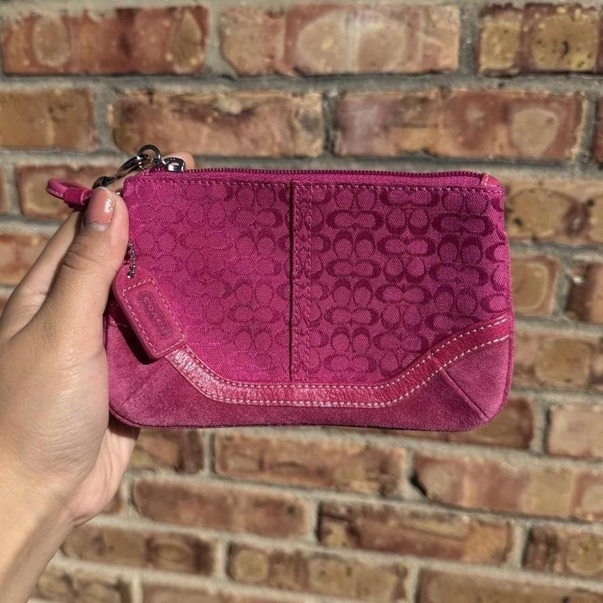 Y2k Fuchsia Coach Handbag COACH Y2K Pink Hamptons Shoulder Bag 