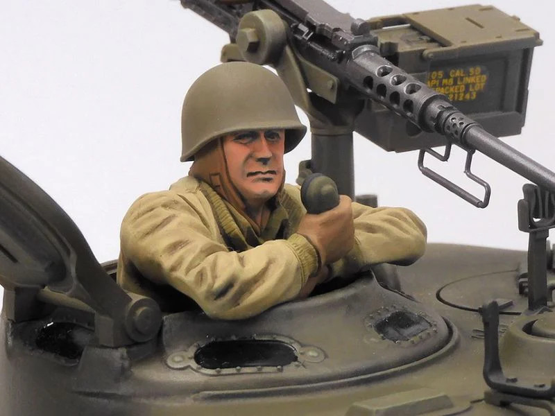 Tamiya 56048 1/16 M4 Sherman 105mm Howitzer Mechanical Steering