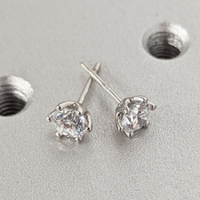 Birthday Gift Round-Cut Diamond Stud Earrings In 14K White Gold #37